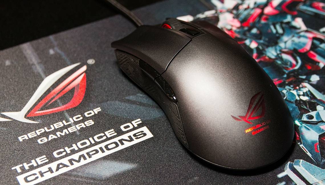 gladius-vo-si-giac-dau-den-tu-asus-rog