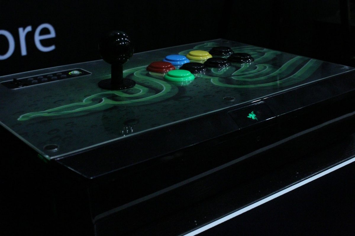 razer-ra-mat-phien-ban-dac-biet-cua-atrox-arcade-stick-done