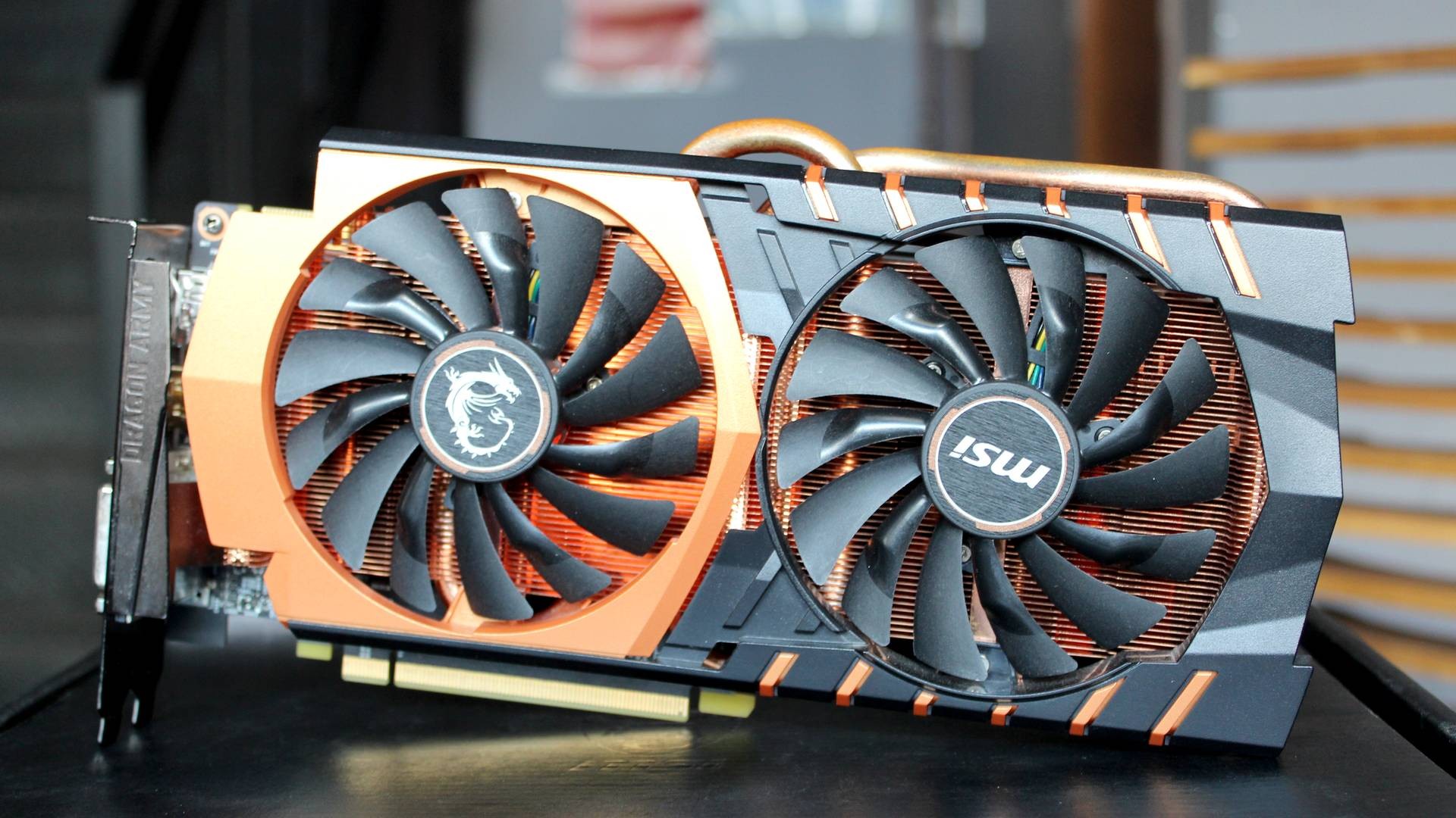 MSI GTX 970 GAMING 4G Golden Edition - Đánh Giá Gaming Gears