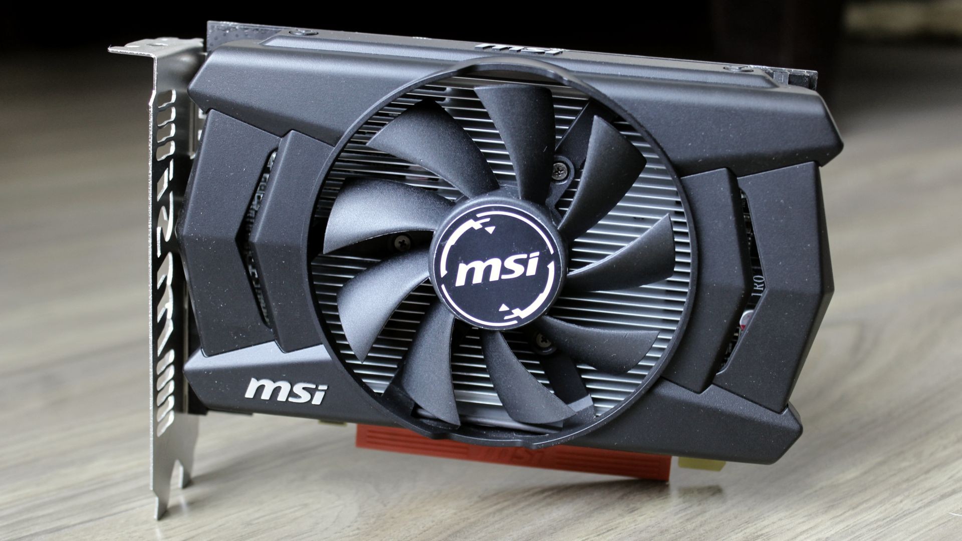 MSI R7 360 2GD5 OC - "Chú lính chì" tí hon