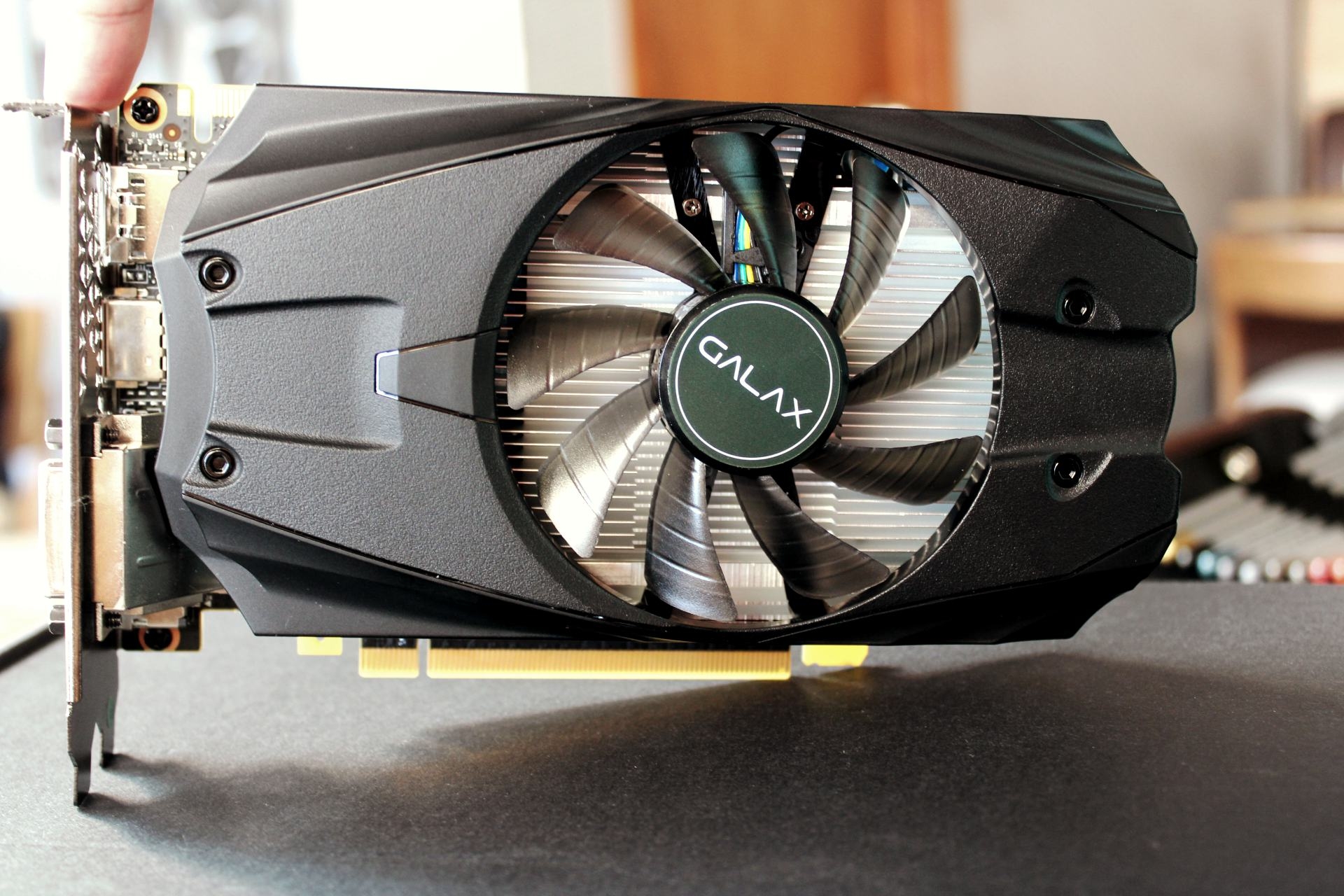 GALAX GTX 950 OC – "Kẻ xâm lược" phân phúc VGA giá rẻ