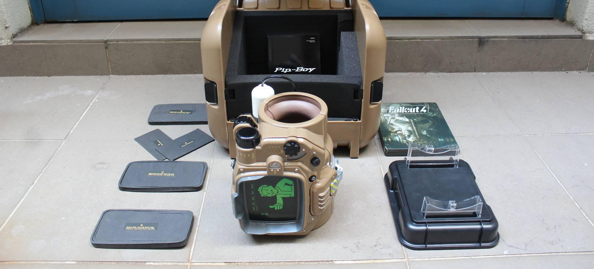 Khui hộp Fallout 4 Pip Boy Edition