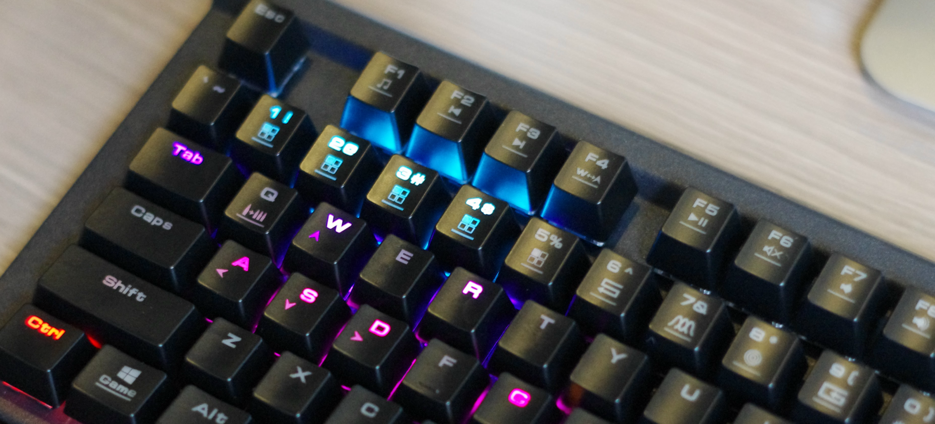 GAMDIAS Hermes 7 Color - đánh giá gaming gear