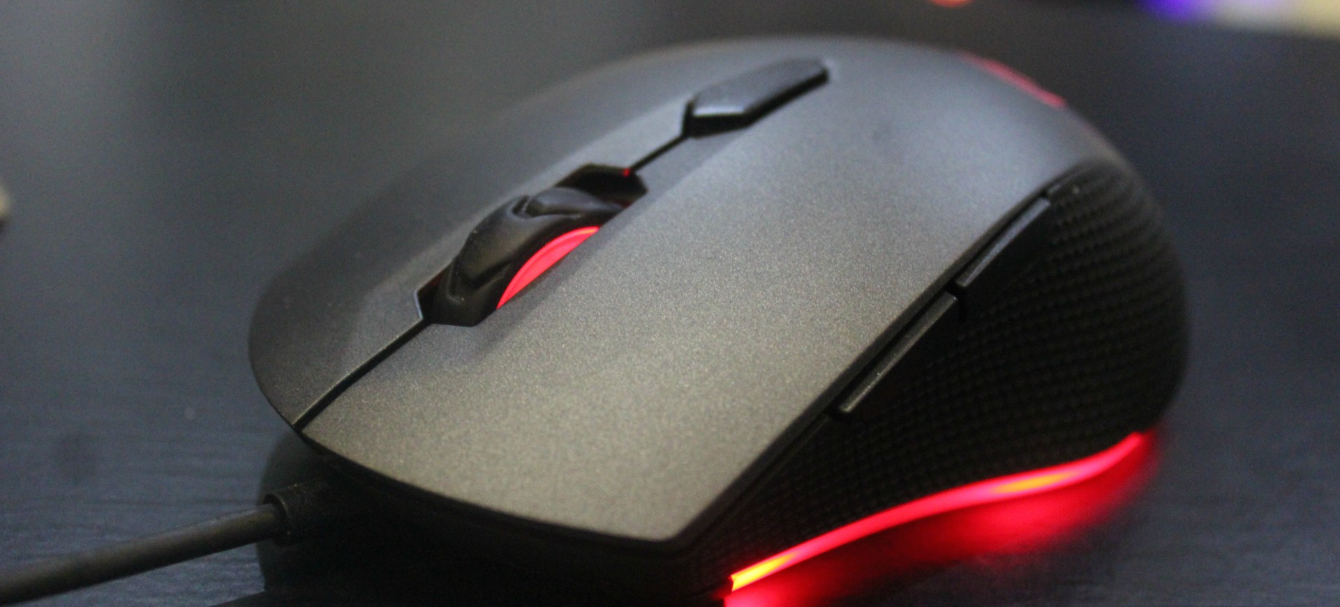 Cougar Minos X3 - Đánh Giá Gaming Gear