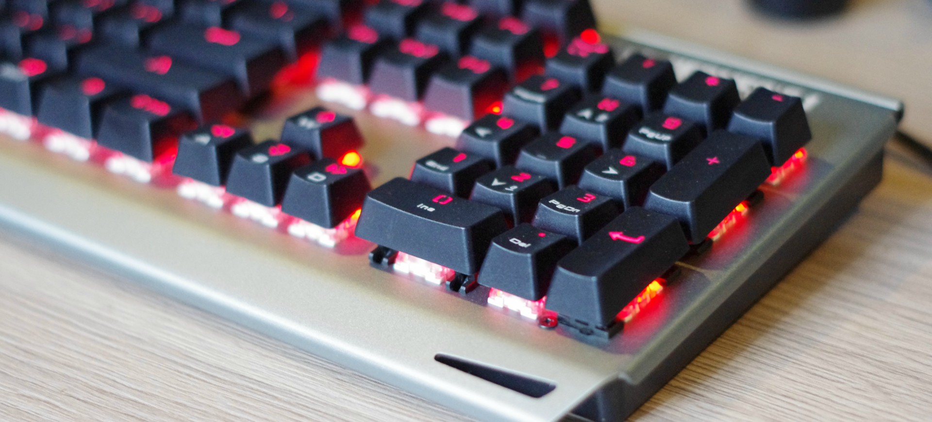 GAMDIAS Hebe E1 RGB – Đánh Giá Gaming Gear