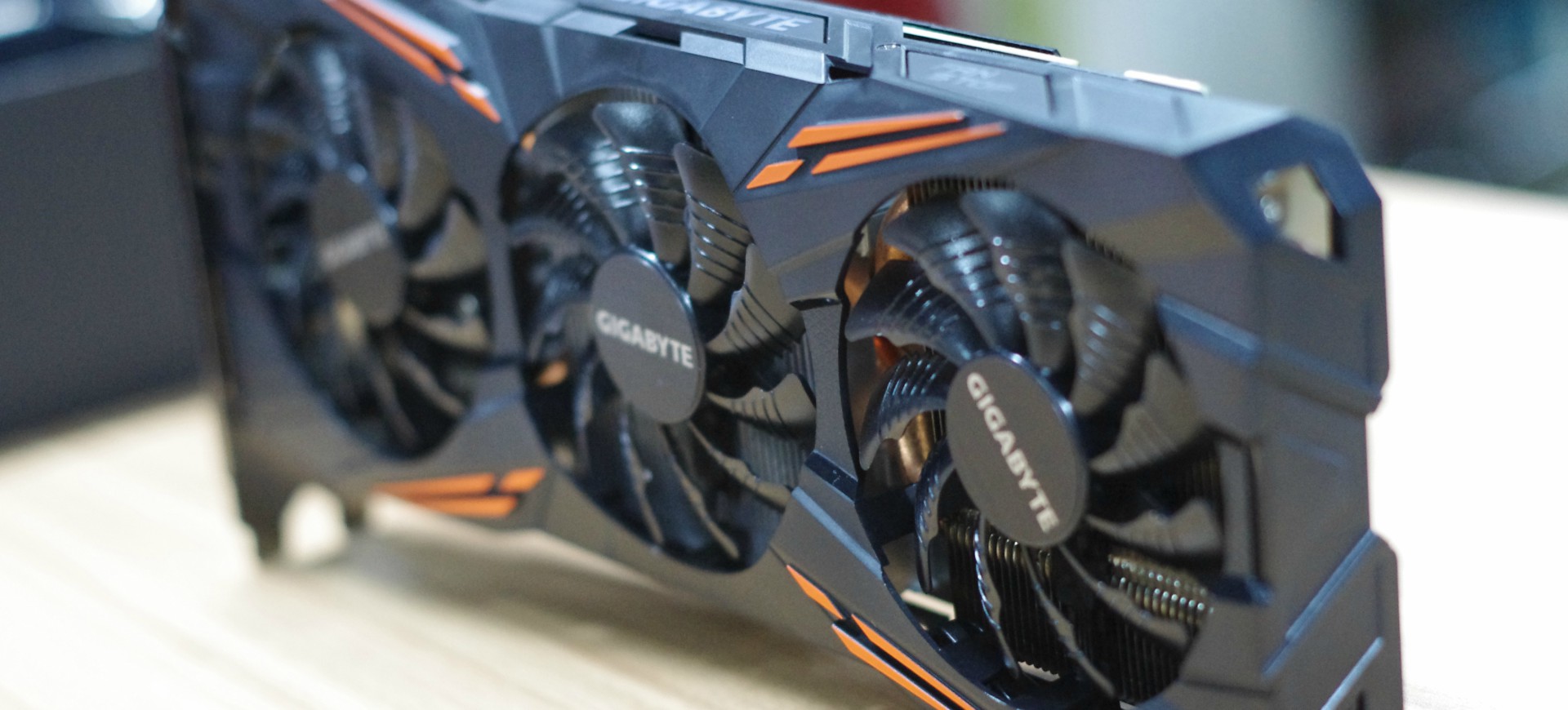 GIGABYTE GTX 1070 Ti Gaming OC 8G – Chàng tân binh từ "thế lực cũ"