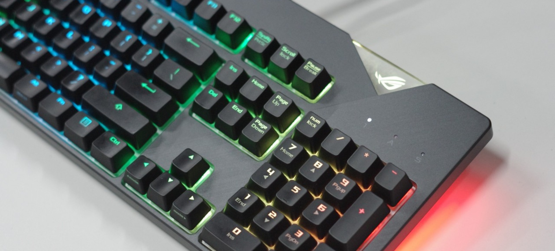 ASUS ROG Strix Flare – Đánh Giá Gaming Gear