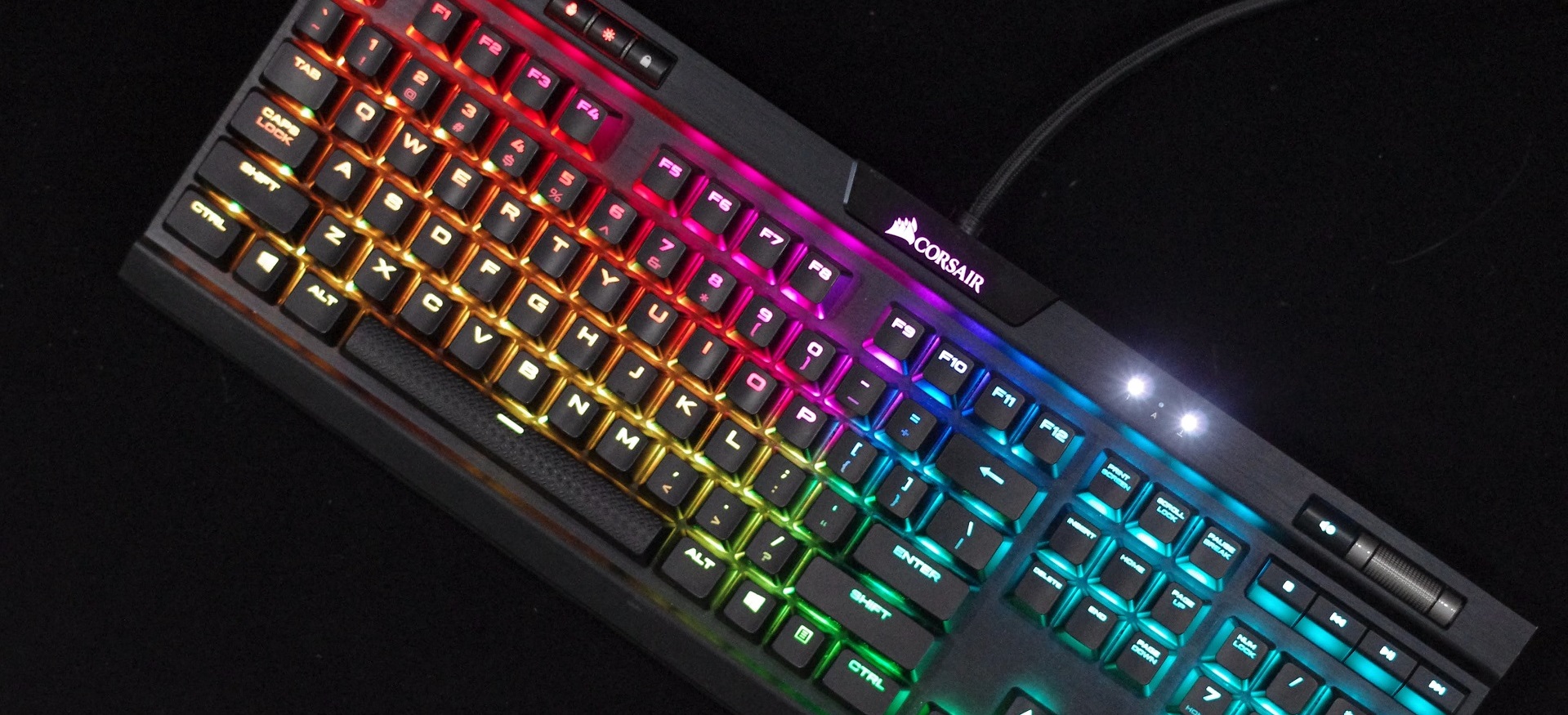 Corsair K70 RGB MK2 - Khi chất lượng gia công làm nên "đẳng cấp"