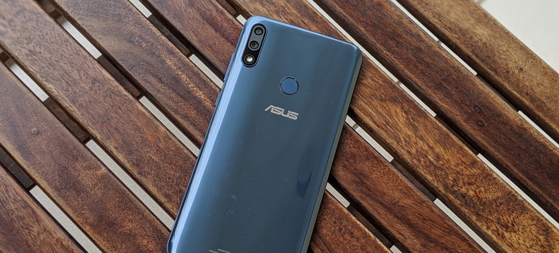 ASUS Zenfone Max Pro M2 – Mạnh mẽ và bền bỉ