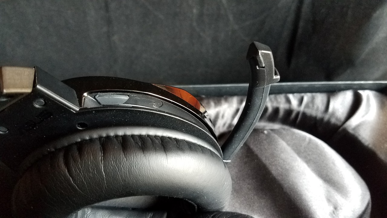 ASUS ROG STRIX FUSION 700