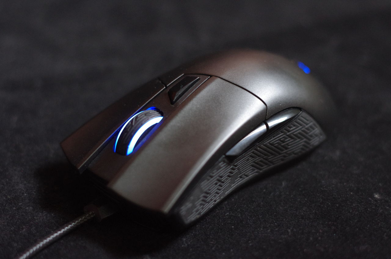 ASUS ROG Gladius II Wireless – Sẵn sàng "thượng đài"
