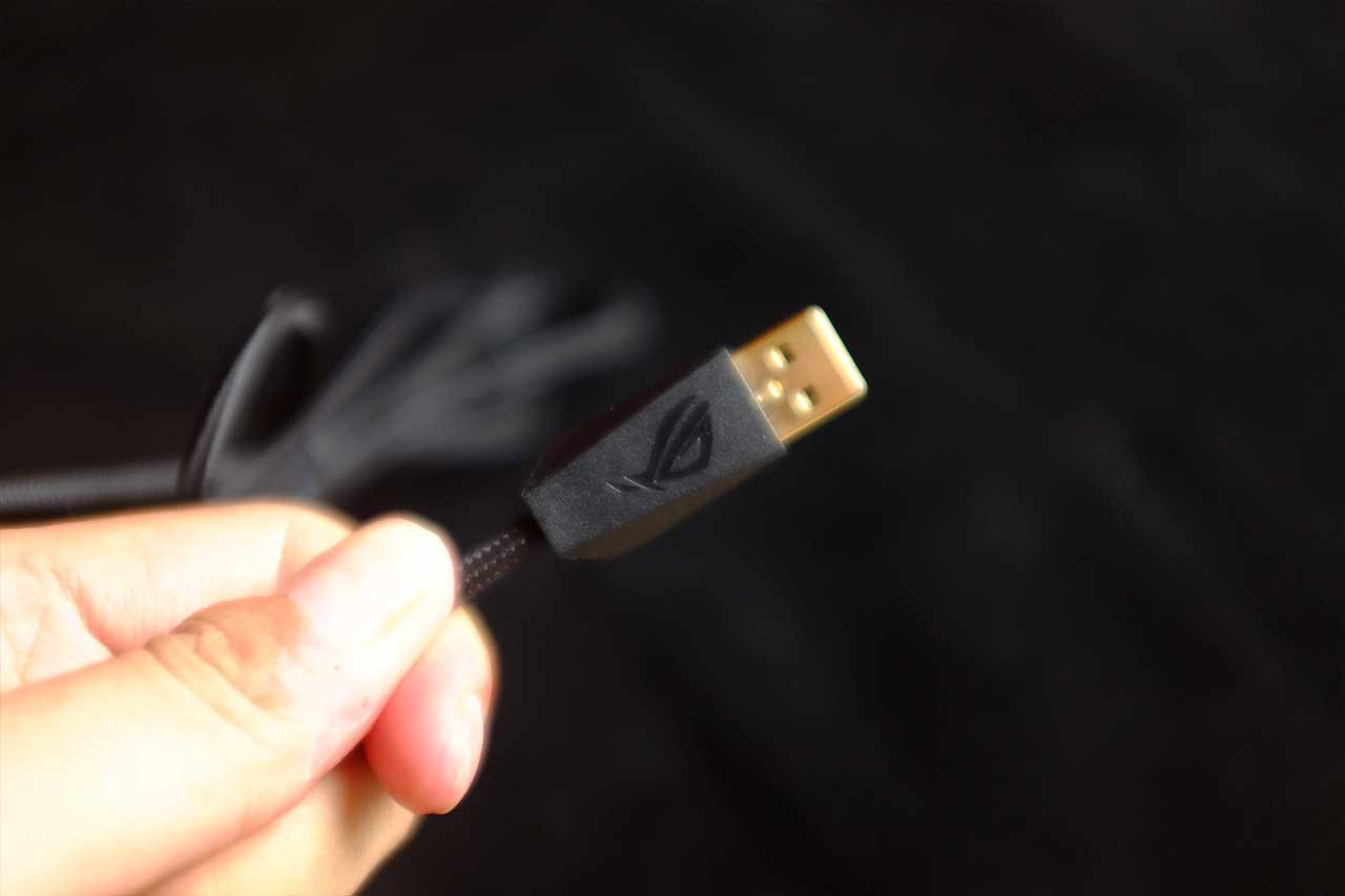 ROG Strix Ctrl giới thiệu
