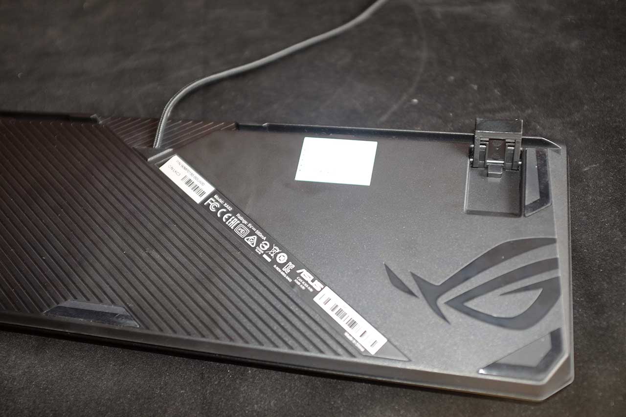 ROG Strix Ctrl giới thiệu