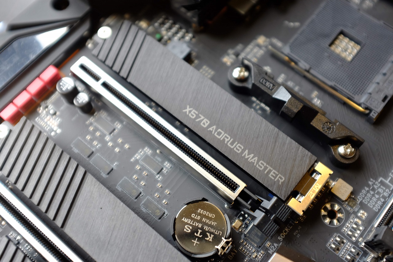 GIGABYTE AORUS X570 MASTER – Đẳng cấp của một “bậc thầy”