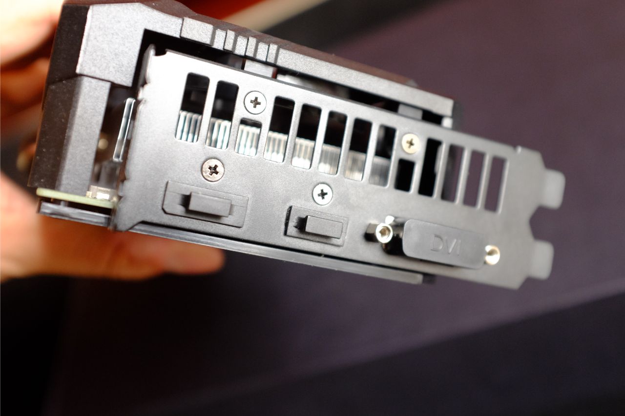 ASUS GTX 1660 Super