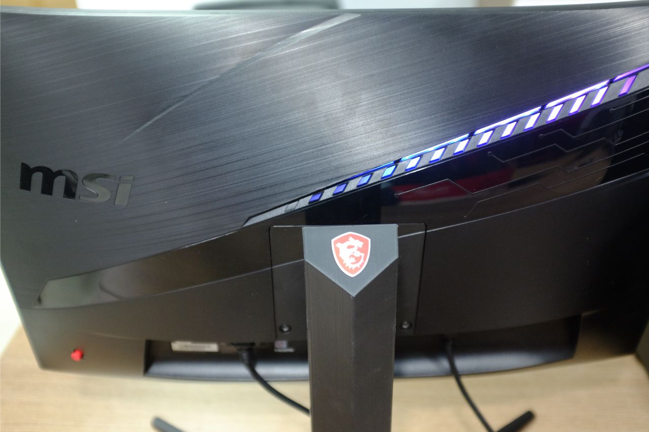 MSI Optix MAG271CQR