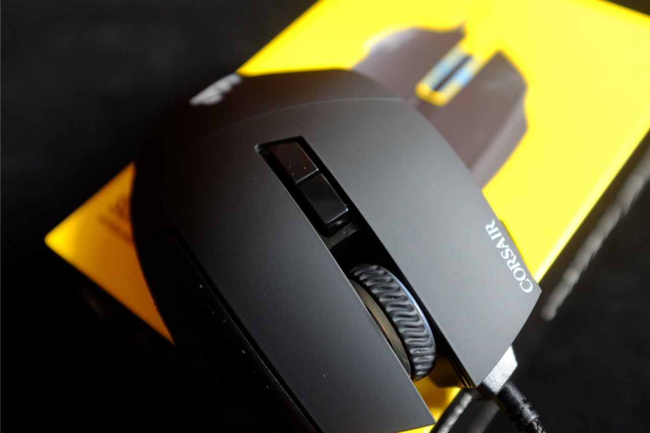Corsair Scimitar RGB Elite