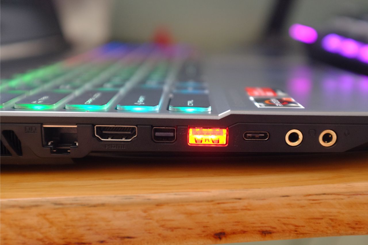 MSI ALPHA 15