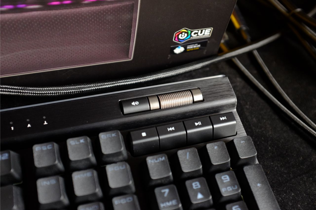 Corsair K95 RGB Platinum XT