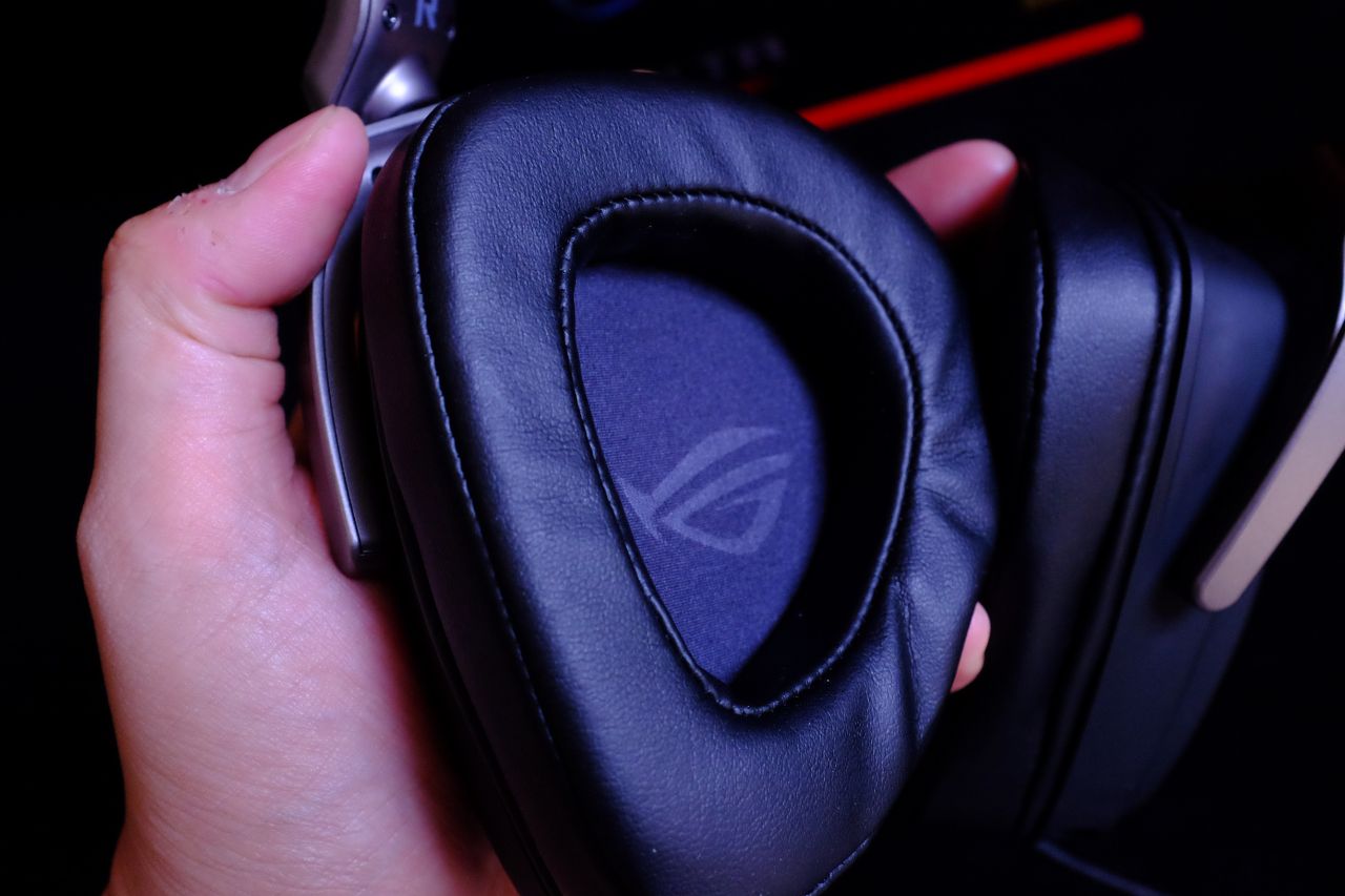 ASUS ROG Delta – Đánh Giá Gaming Gear