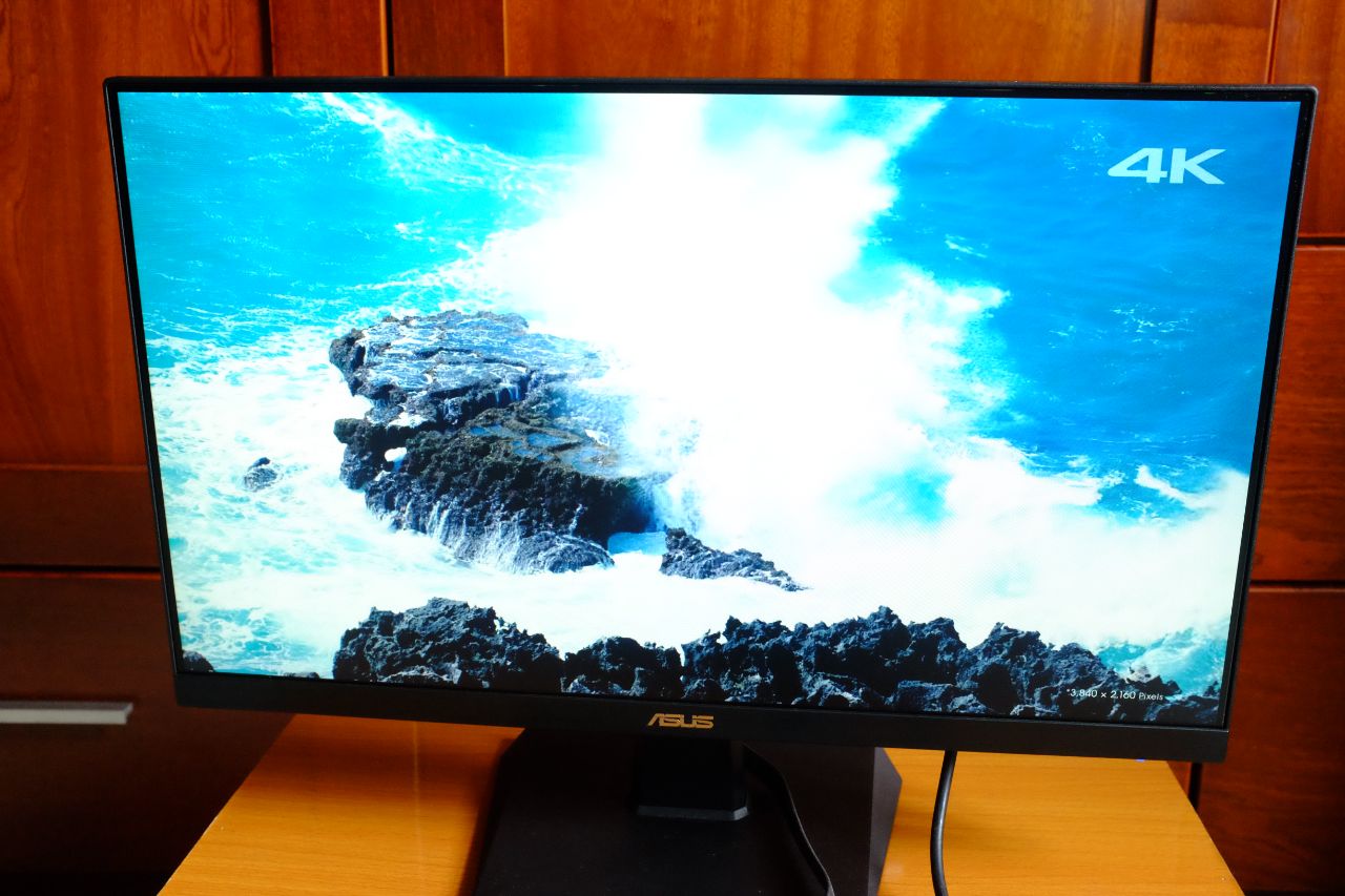 ASUS VA24EHE