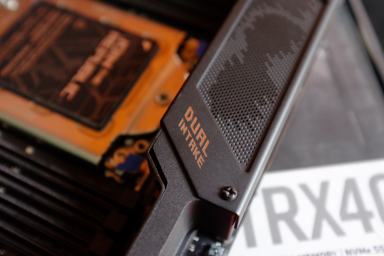 ASUS Strix TRX40 E Gaming - Đánh Giá Nhanh