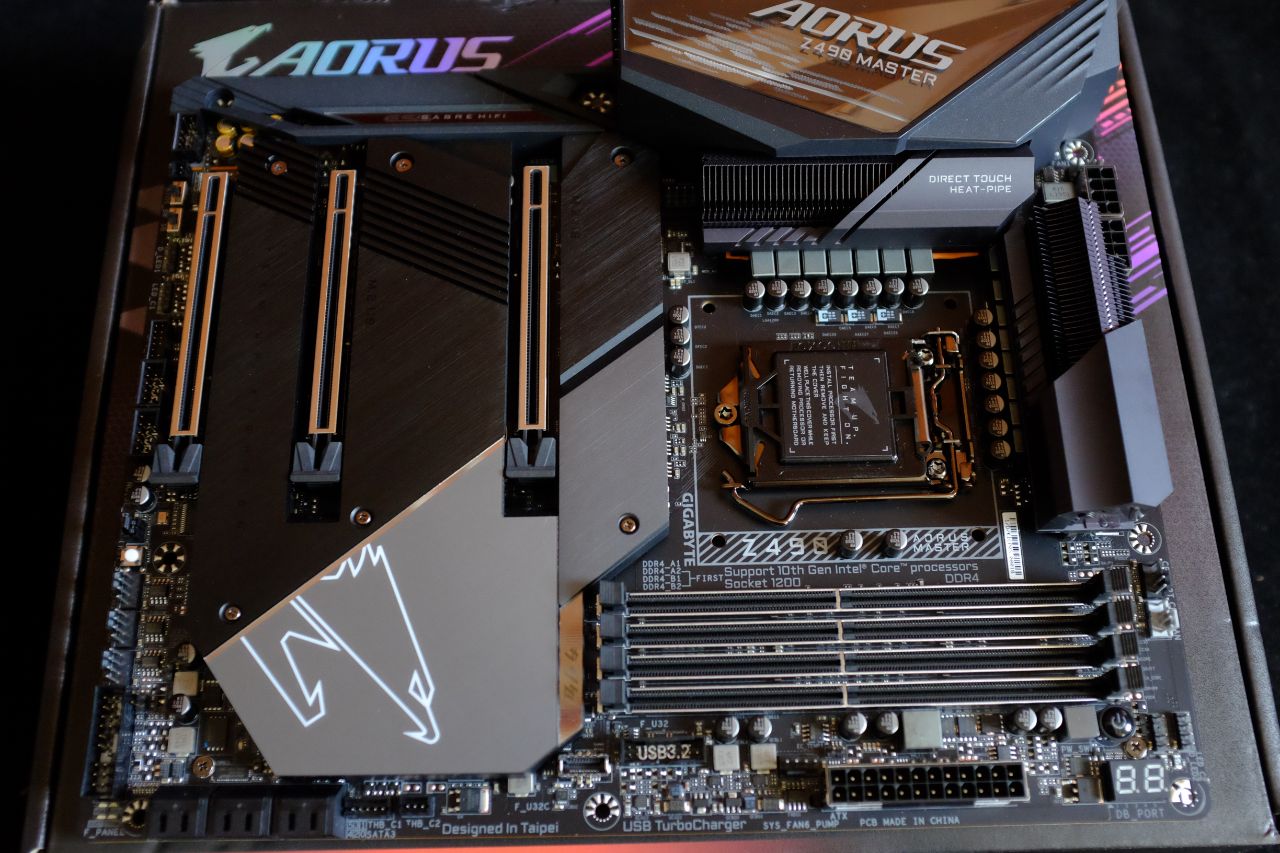 Z490 AORUS Master - Đánh Giá Nhanh