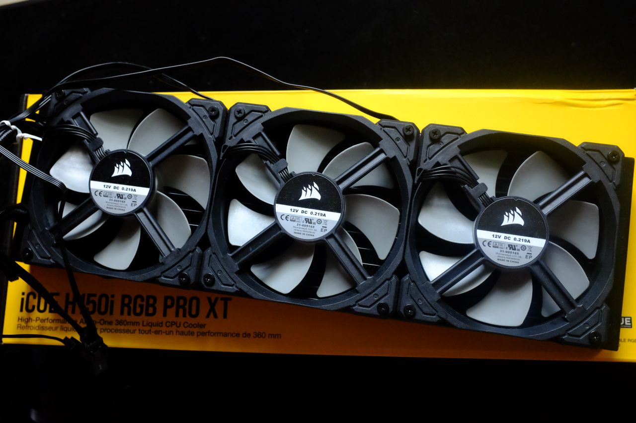 Corsair iCUE H150i RGB PRO XT 360mm - Đánh Giá Nhanh