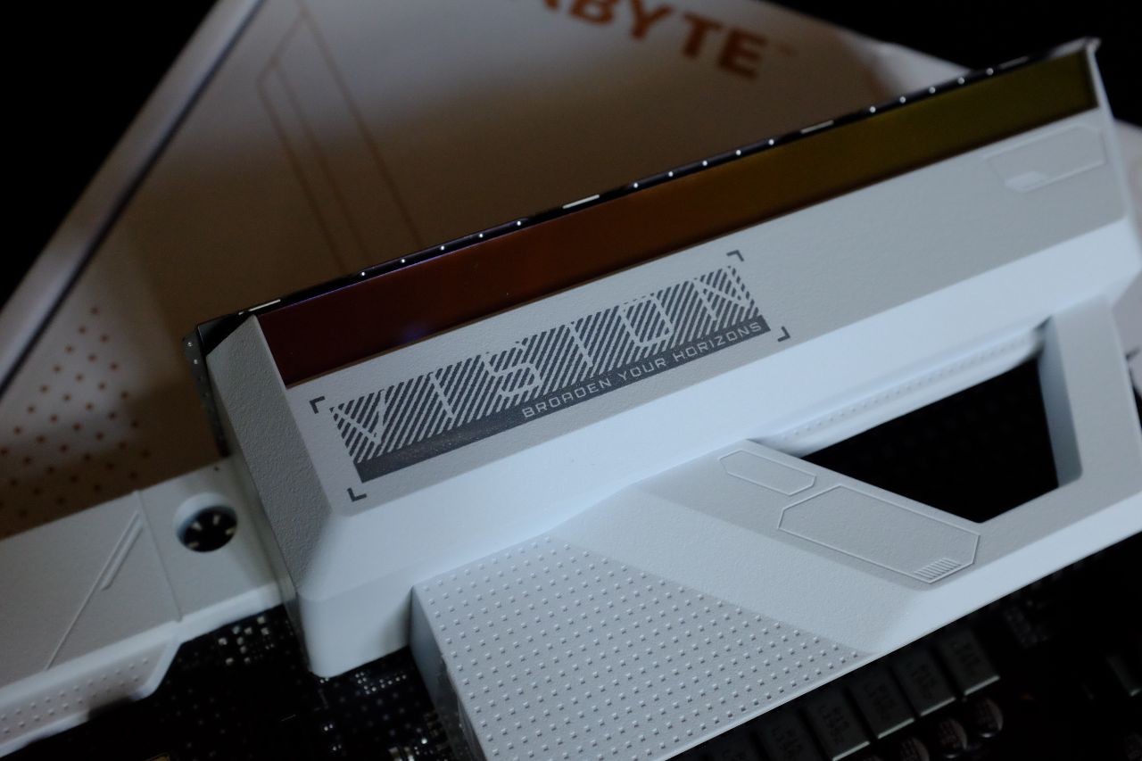Gigabyte Z490 Vision G - Đánh Giá Nhanh