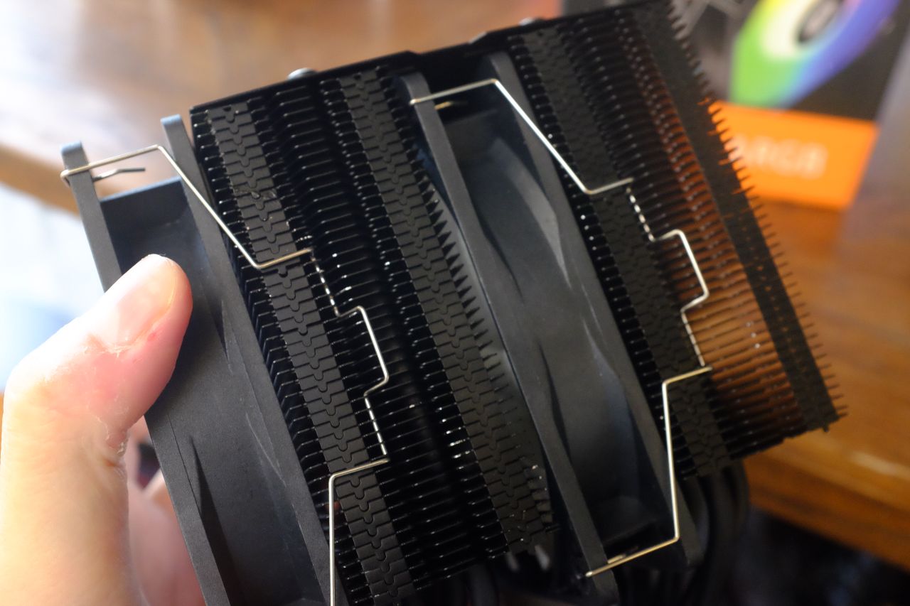 ID-Cooling giới thiệu tản nhiệt khí SE-207 Black