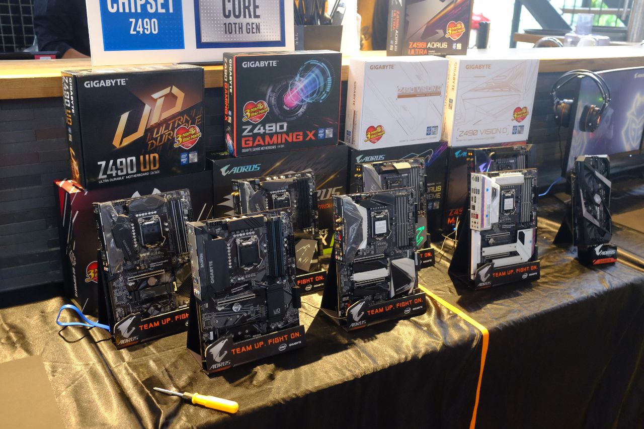 GIGABYTE giới thiệu các bo mạch chủ hỗ trợ CPU Intel thế hệ mới