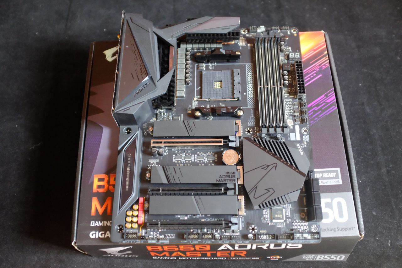 AORUS B550 Master - Đánh Giá Nhanh