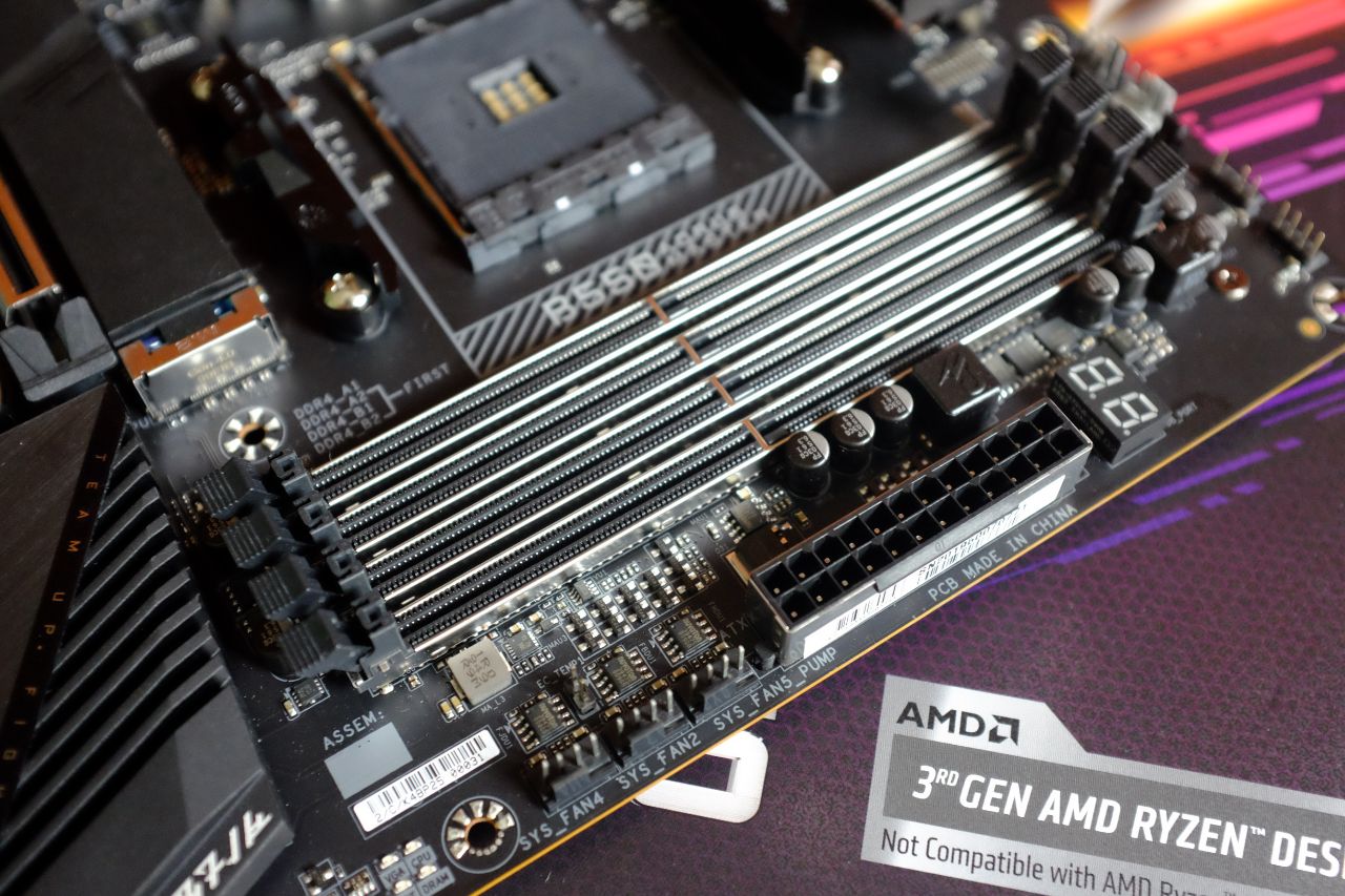 AORUS B550 Master - Đánh Giá Nhanh
