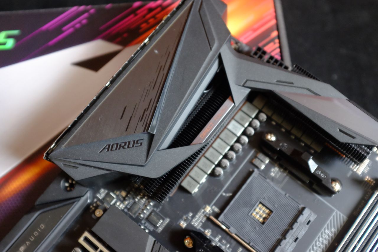 AORUS B550 Master - Đánh Giá Nhanh