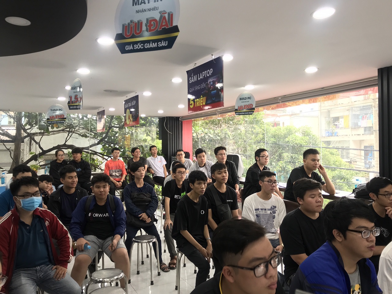 Trải nghiệm dòng ghế "quý tộc" AEROCOOL Earl 