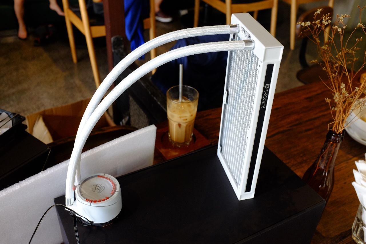 ID-Cooling ZoomFlow "đổ bộ" thị trường Việt Nam