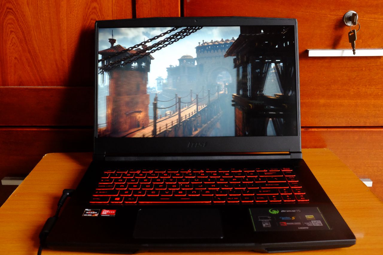 MSI Bravo 15 - Đánh giá Gaming Gear