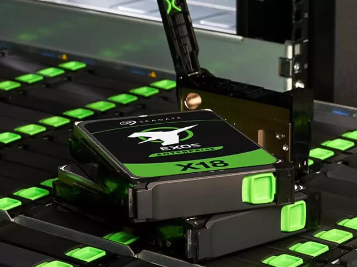 Seagate ra mắt dòng ổ đĩa Exos X18 18TB dành cho doanh nghiệp