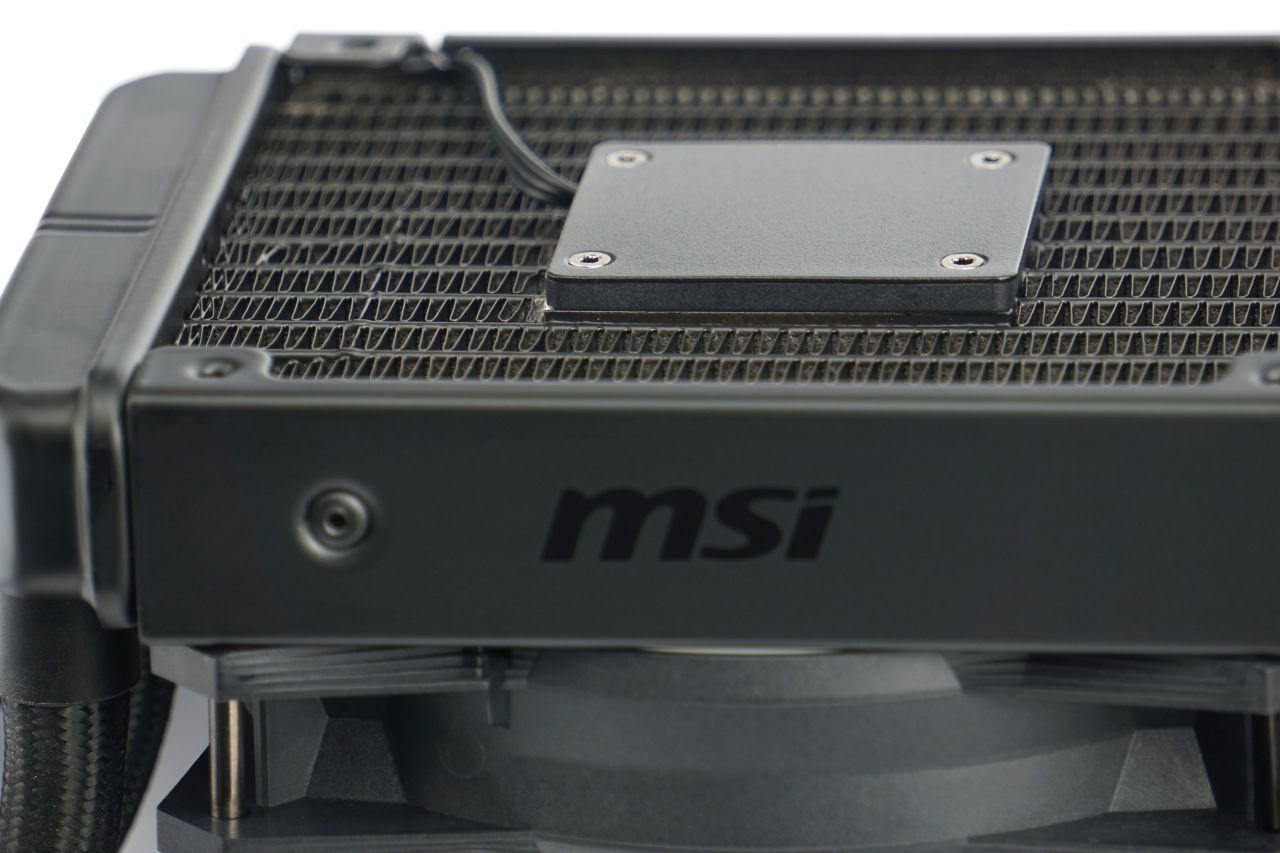 MSI MAG CoreLiquid 360R - Đánh Giá Gaming Gear