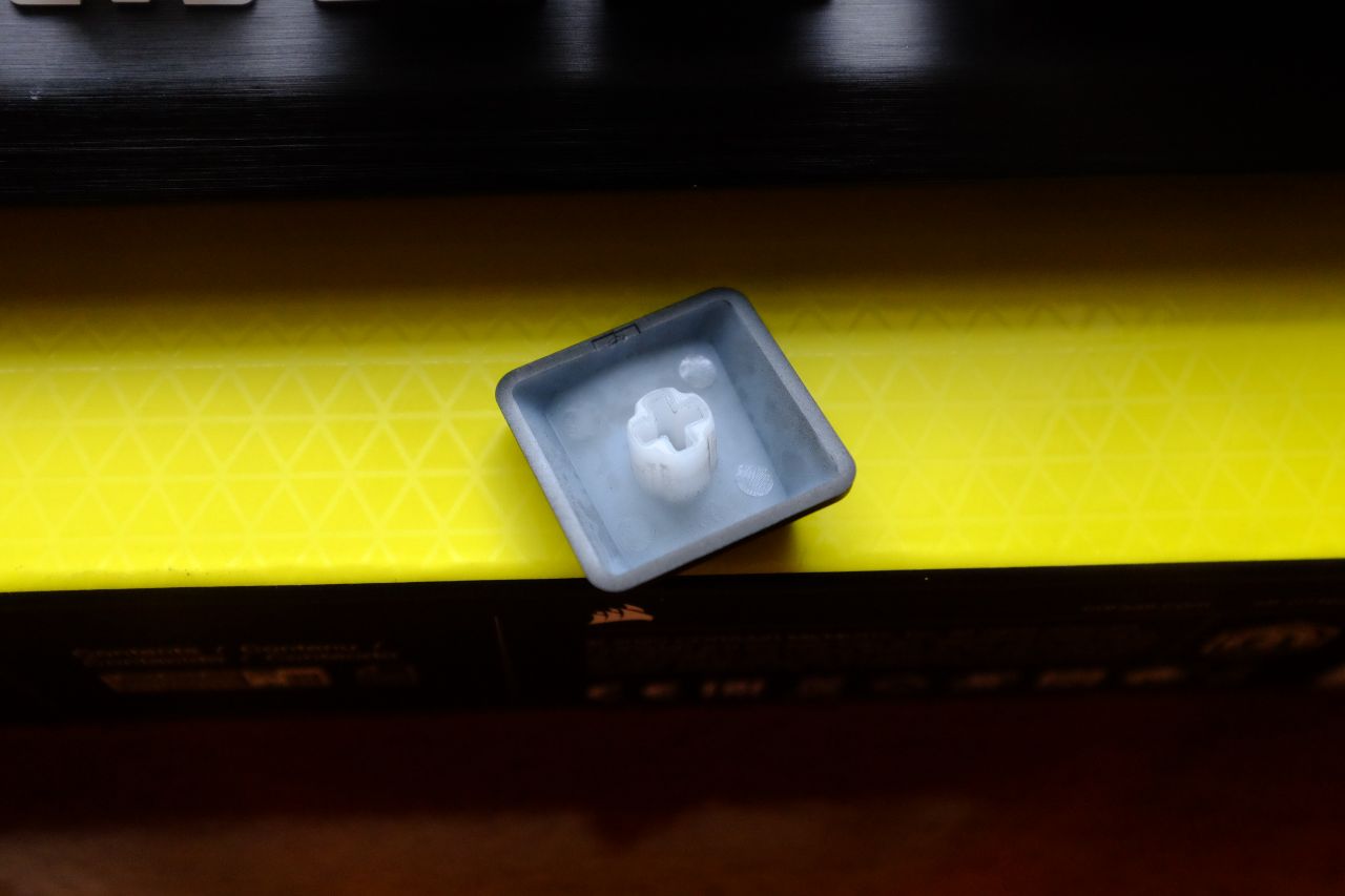 Corsair K60 Pro Mechanical Keyboard - Đánh Giá Gaming Gear