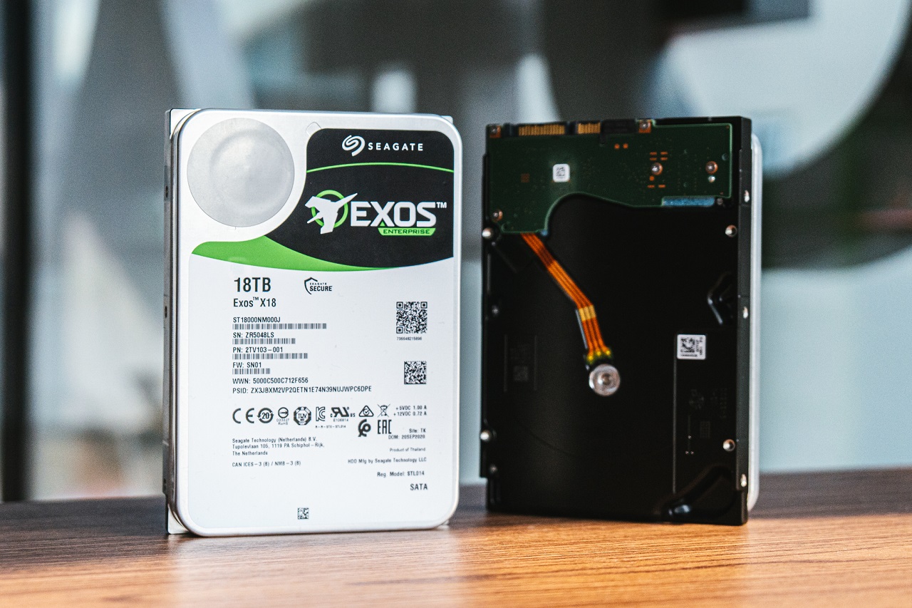 Seagate mang IronWolf Pro và Exos 18TB về Việt Nam