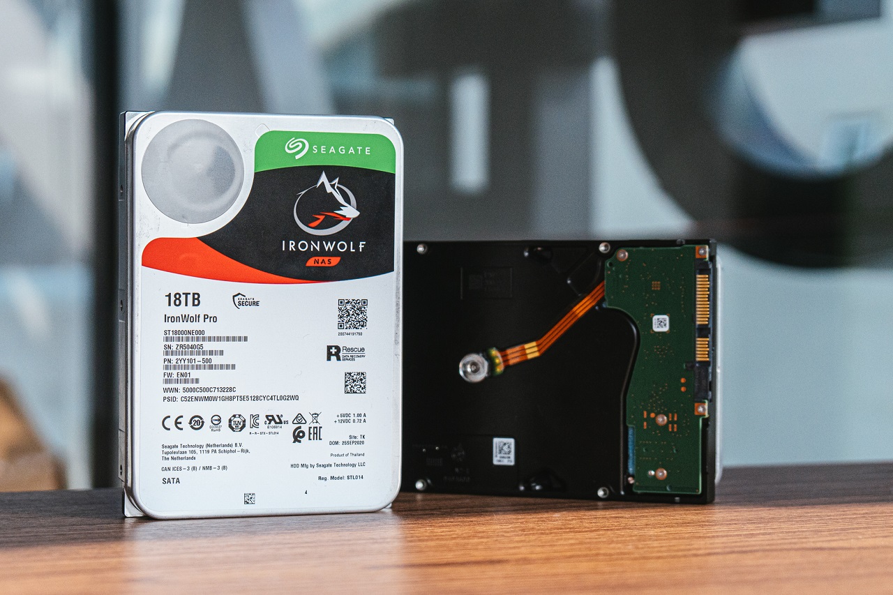 Seagate mang IronWolf Pro và Exos 18TB về Việt Nam