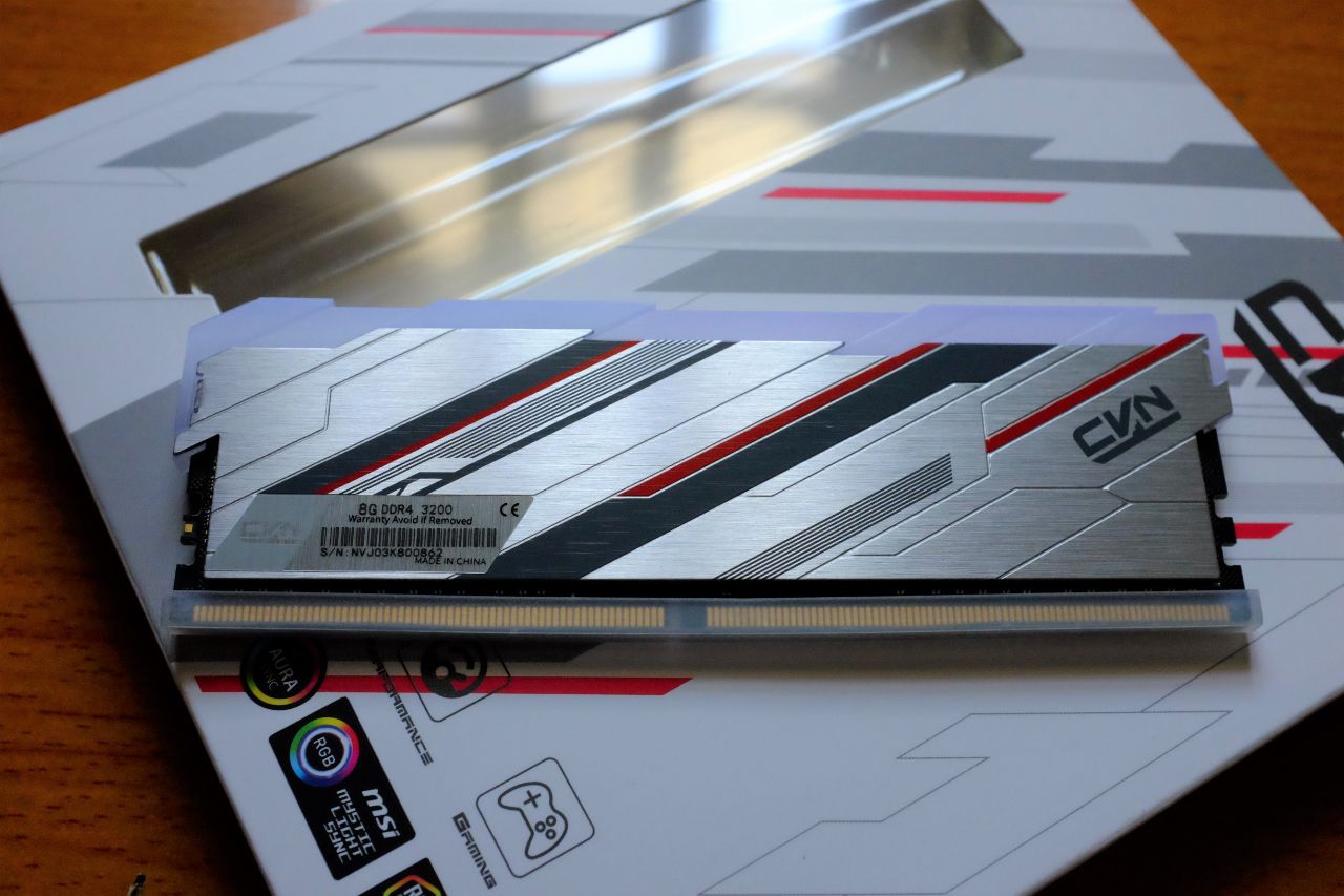 Colorful CVN Guardian DDR4 3200MHz 8GB - Đánh Giá Nhanh