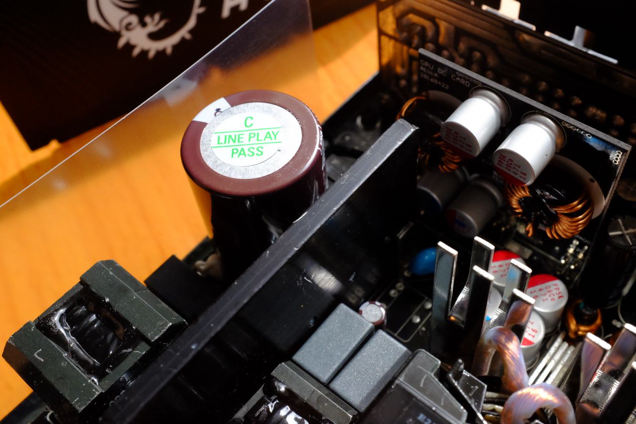 MSI MPG A750GF Power Supply - Đánh Giá Nhanh