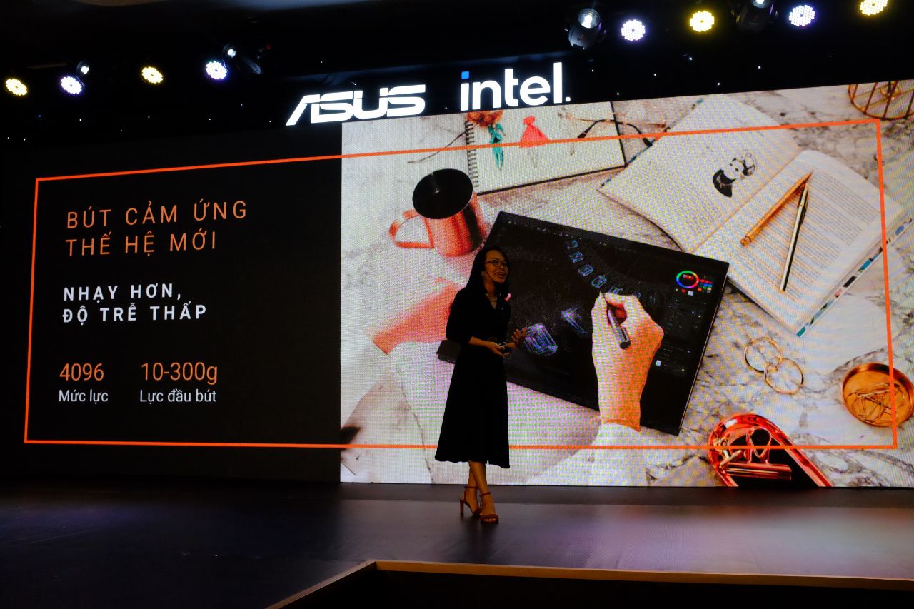 ASUS ra mắt ASUS ZenBook Flip Series trang bị màn hình OLED