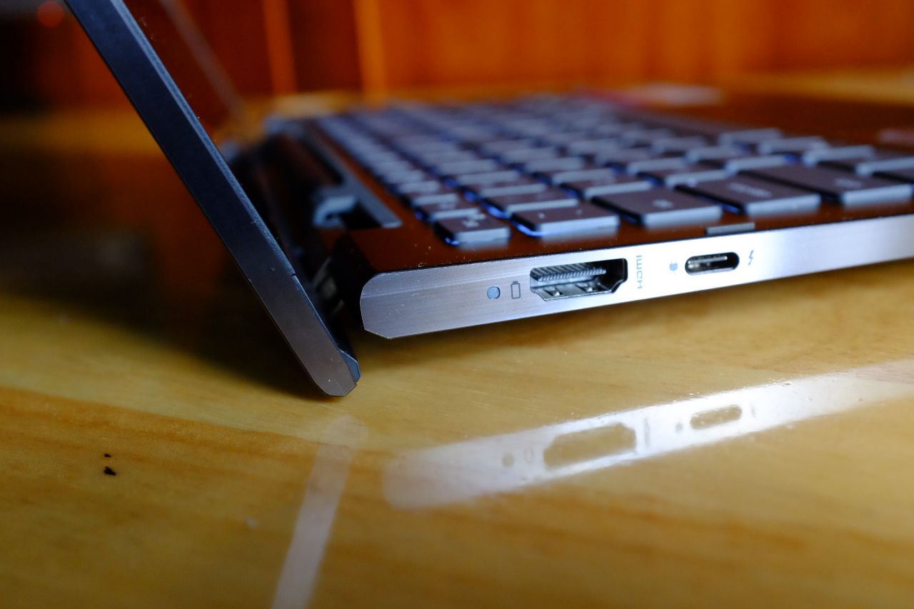 Dell Inspiron 7306 2 in 1 - Đánh Giá Nhanh