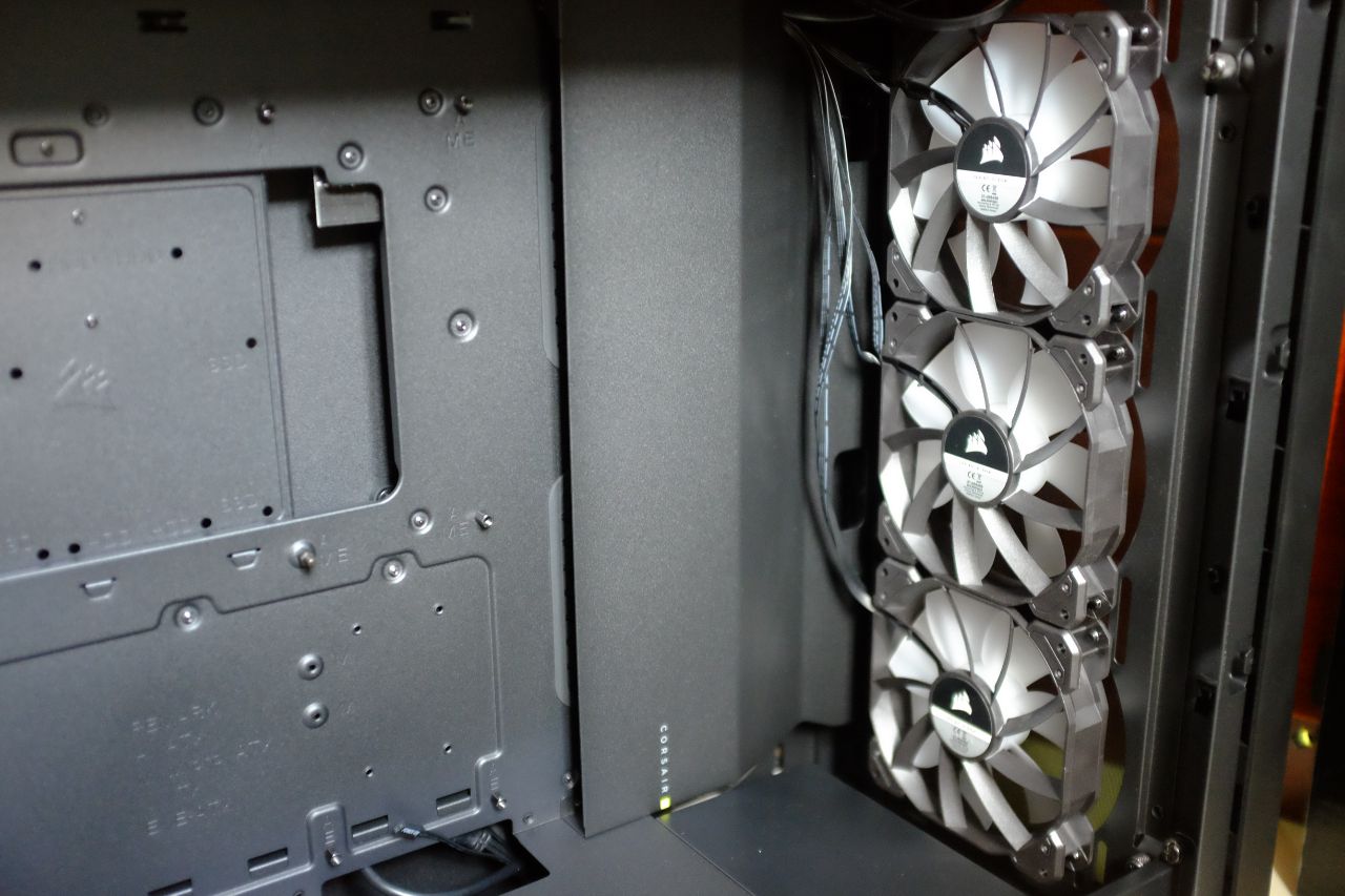 Corsair iCUE 5000X RGB Black - Đánh Giá Nhanh