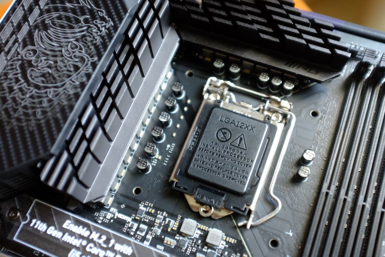 MSI MPG Z590 Gaming Carbon Wifi - Đánh Giá Nhanh