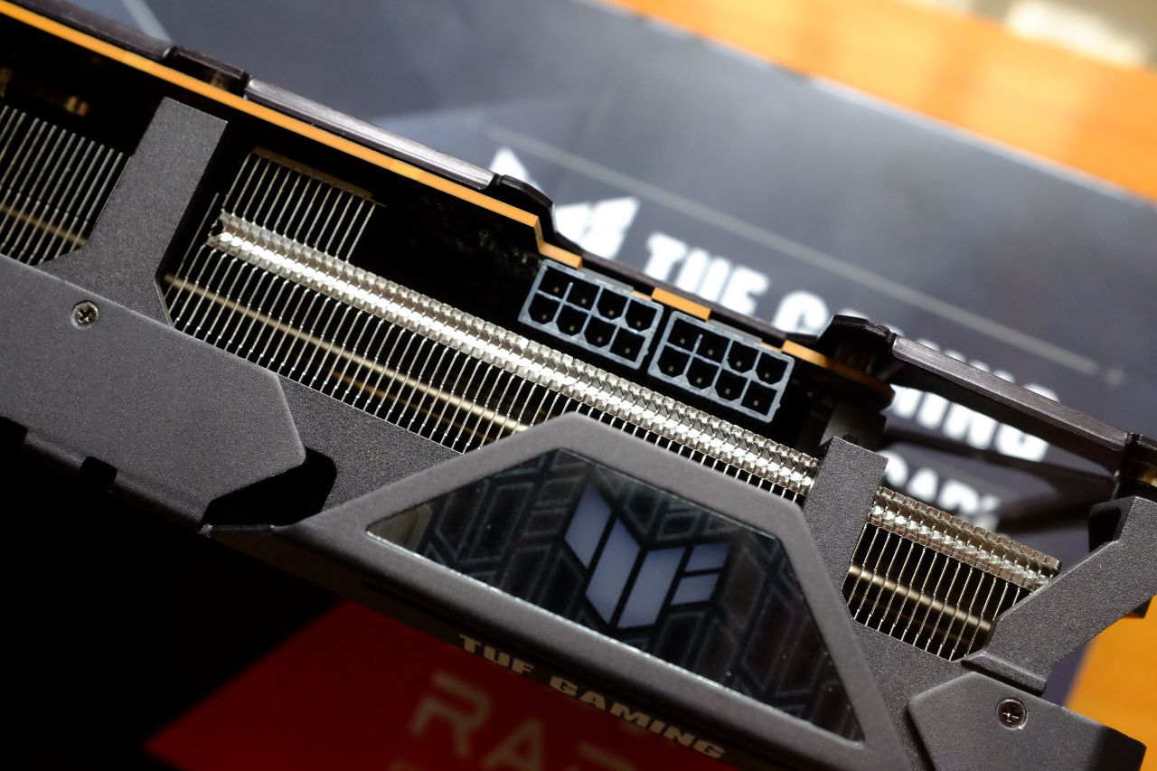 ASUS TUF GAMING RX 6800 XT - Đánh Giá Gaming Gear