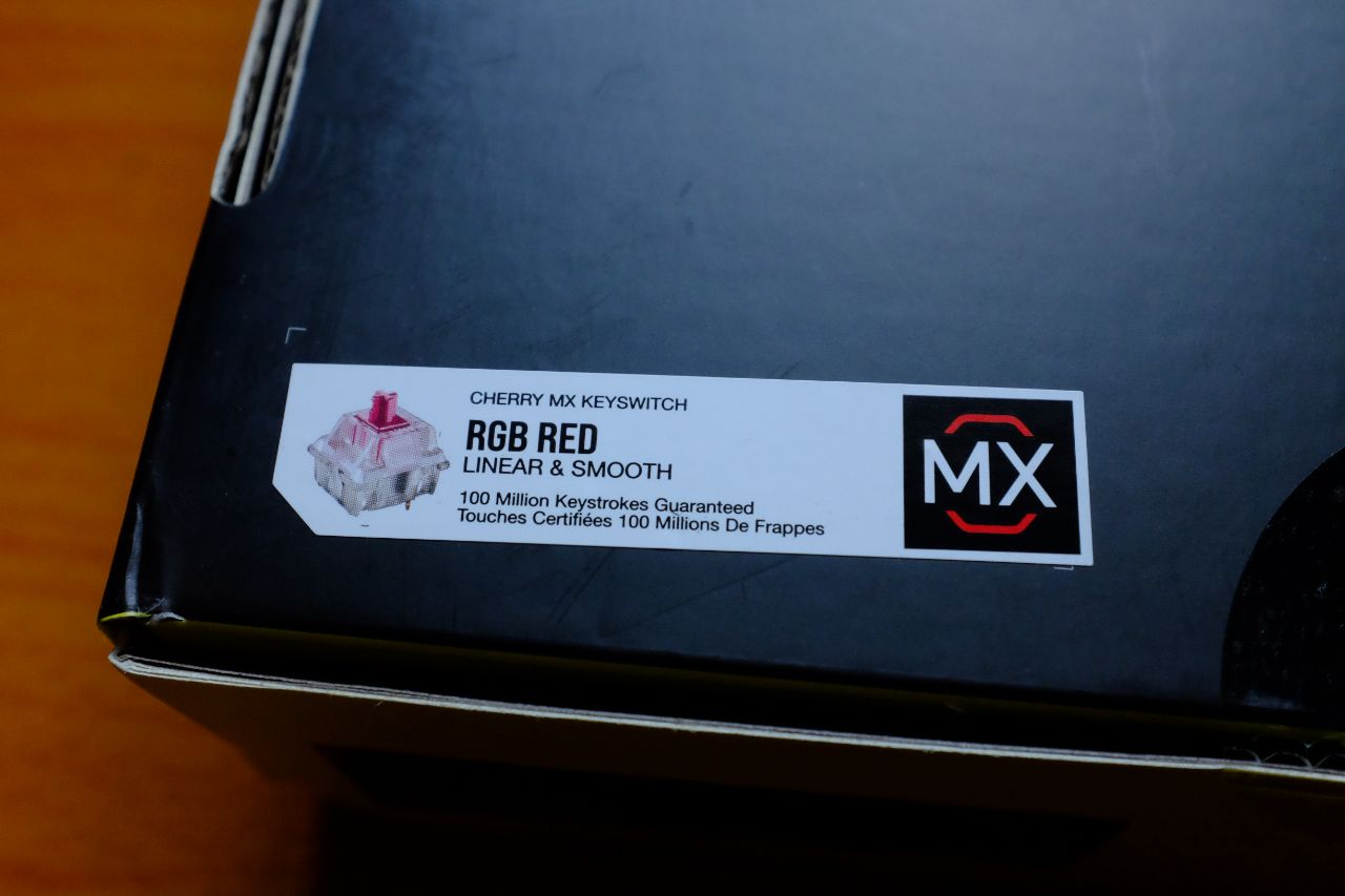 Corsair K70 RGB TKL Red Switch - Đánh Giá Nhanh